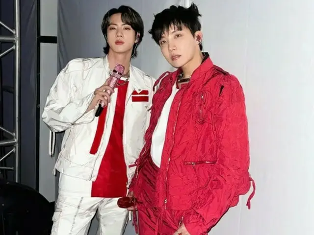 「BTS」JIN＆J-HOPE、さらに素敵に…コンサートビハインドカットを公開「ARMYに会う直前」（画像提供:wowkorea）