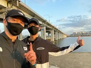 俳優パク・ボゴム、“爽やか男子”の近況公開＝除隊後の楽しみは「漢江での早朝ランニング」