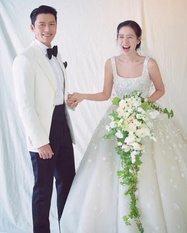 俳優ヒョンビン＆ソン・イェジン夫婦、きょう（4/11）アメリカへ新婚旅行説…事務所は「確認が難しい」（画像提供:wowkorea）