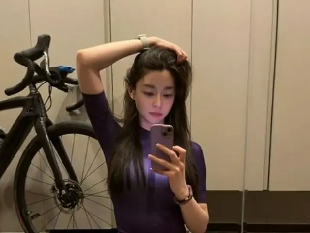 女優クォン・ナラ（元HELLOVENUS）、ぴったりとしたトレーニングウェアで健康美あふれる日常を公開（画像提供:wowkorea）