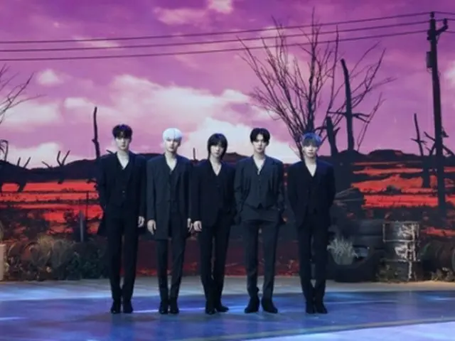 TOMORROW　X　TOGETHER（ビッグヒットミュージック提供）＝（聯合ニュース）≪転載・転用禁止≫