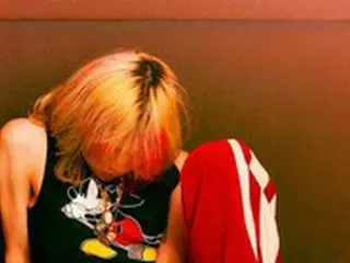 G-DRAGON（BIGBANG）、目まで隠れるハイトーンのロングヘア…流行りそうだね