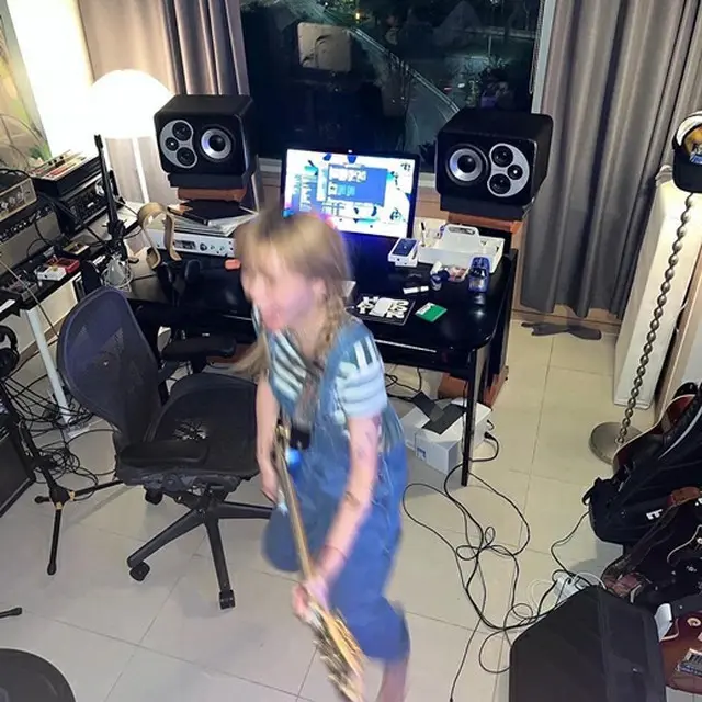 「AOA」脱退のジミン、ヘビメタに転身？近況を公開（画像提供:wowkorea）