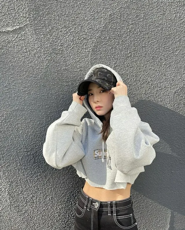 DARA（元2NE1）、コチェラでの11字腹筋と破格なヘアスタイル「心配しないで」（画像提供:wowkorea）