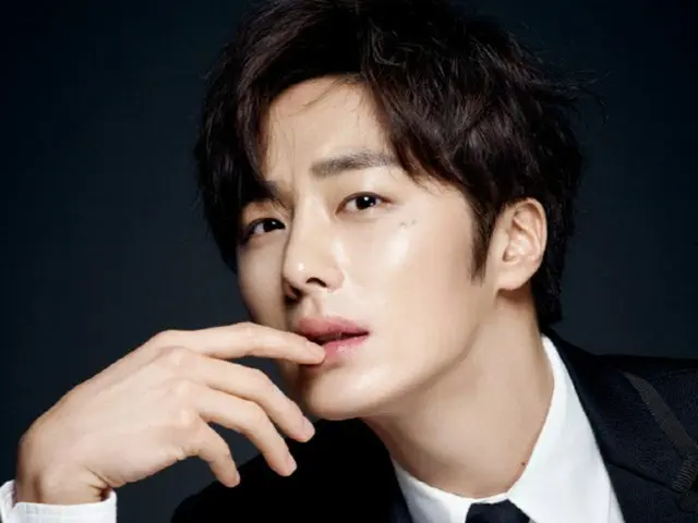 俳優チョン・イル、新ドラマ「グッドジョブ」で“二重生活”送る財閥オーナー探偵に変身(画像提供:wowkorea)