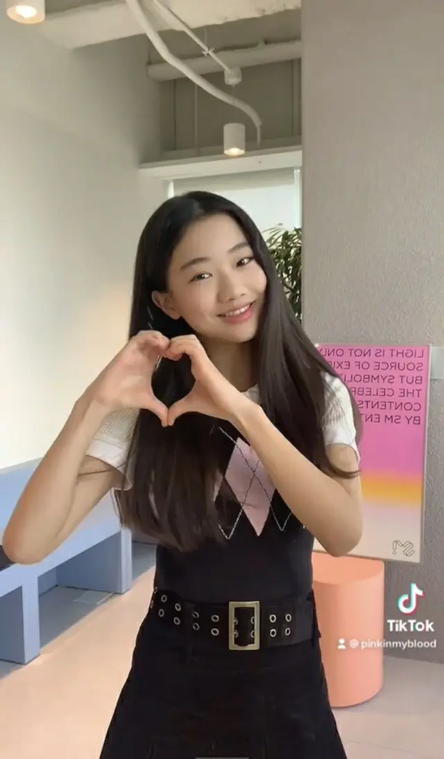 「ダンスの神童」ナ・ハウン（Awesome Haeun）、SMエンタテインメントと専属契約（画像提供:wowkorea）