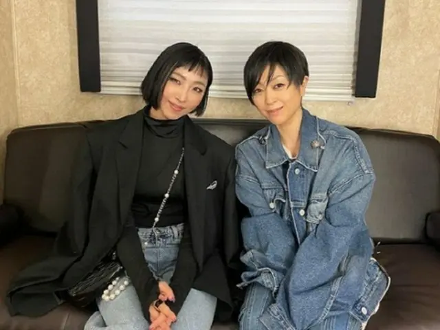 MINZY（2NE1）、米「コーチェラ」で宇多田ヒカルと対面…ツーショット写真を公開（画像提供:wowkorea）