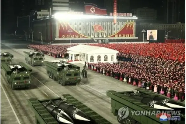 昨年１月に開催された北朝鮮の軍事パレード＝（聯合ニュース）≪転載・転用禁止≫