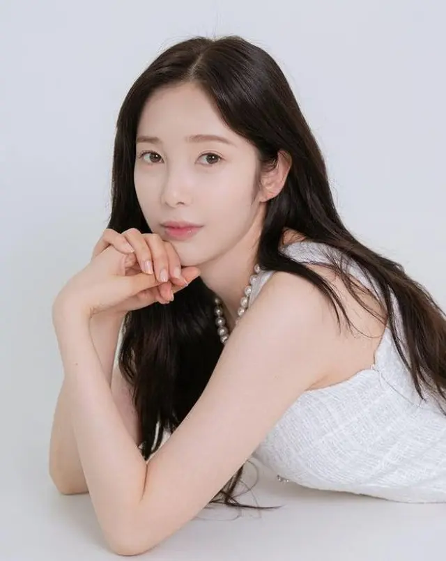 元「APRIL」チェギョン、女優オ・ナラ＆ユン・ギュンサンの所属事務所と専属契約（画像提供:wowkorea）