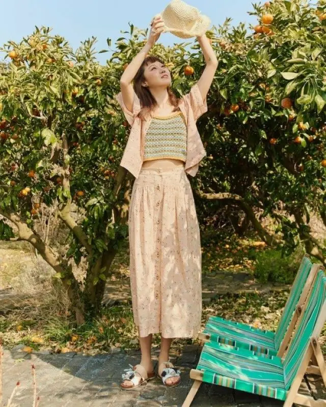 “公開熱愛中”女優コン・ヒョジン、恋愛してもっとキレイになった？ウエストチラリの美貌ショット公開（画像提供:wowkorea）