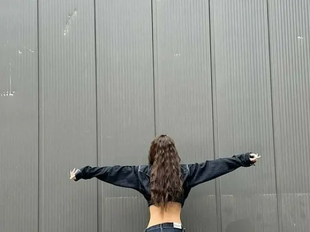 “軽度肥満”ソユ（元SISTAR）、ぜい肉をとって一握りのウエストを誇る（画像提供:wowkorea）