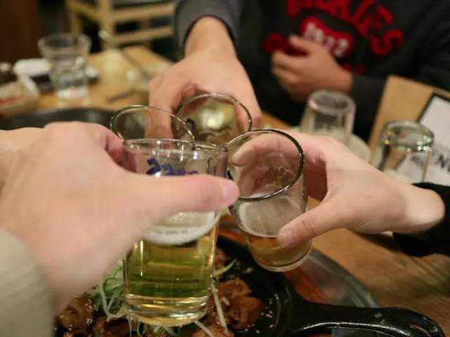 「3次会に行きましょう」ソーシャルディスタンス全面解除で気が緩む「リベンジ飲酒」＝韓国報道（画像提供:wowkorea）