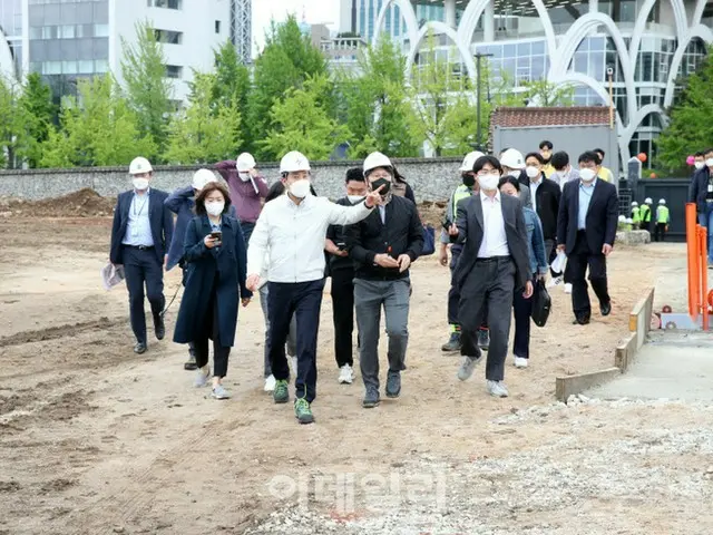 呉世勲市長、松峴洞の敷地を確認（画像提供:wowkorea）