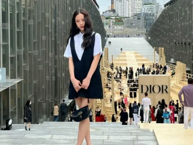 女優コ・ミンシ、GRAYと熱愛説が浮上後の近況…ラグジュアリービジュアル公開(画像提供:wowkorea)