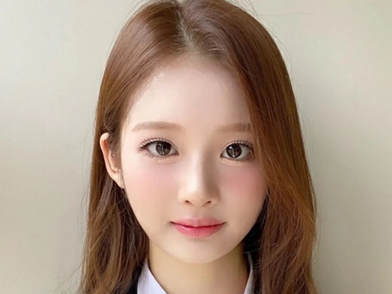 NMIXX」ソリュン、学生証の写真を公開…さすがJYPのビジュアル