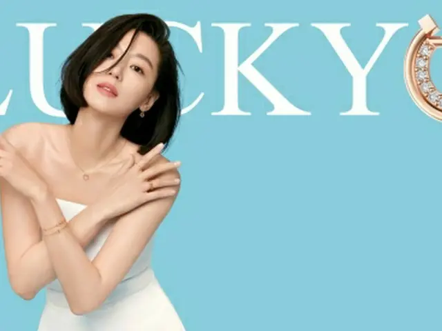 女優チョン・ジヒョン、久々の登場…広告女神を発揮（画像提供:wowkorea）