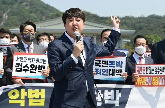 李俊錫国民の力代表、李在明元京畿道知事の仁川登板論に「ただ逃げるということ」＝韓国（画像提供:wowkorea）
