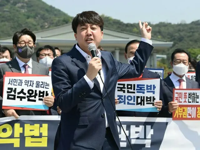 李俊錫国民の力代表、李在明元京畿道知事の仁川登板論に「ただ逃げるということ」＝韓国（画像提供:wowkorea）