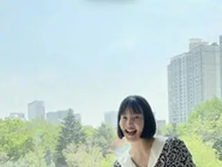 女優ハン・ジヘ、春の日差しが降り注ぐ窓辺で幸せな時間…紙おむつブランドのモデルに