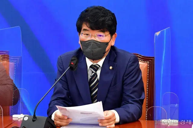 韓国の巨大野党“共に民主党”から除名処分を受けた朴完柱議員（画像提供:wowkorea）