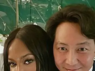 俳優イ・ジョンジェ、ナオミ・キャンベルとのツーショット公開