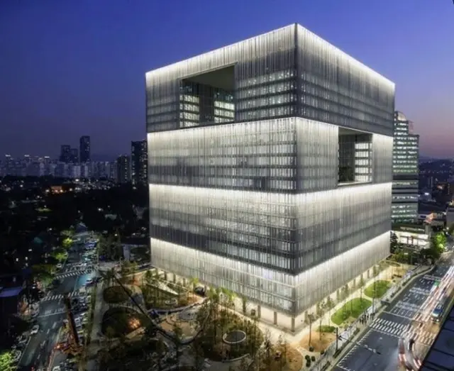 ソウル市ヨンサン（龍山）区のアモーレパシフィックグループ社屋の全景（画像提供:wowkorea）