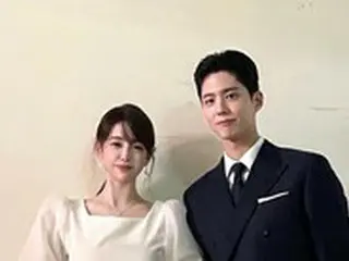 “闘病説” 女子アナのキム・アラン、俳優パク・ボゴムとのツーショット公開