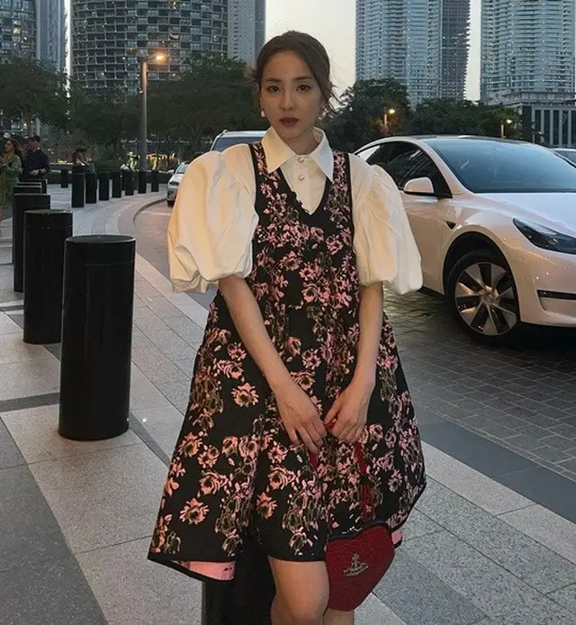 「2NE1」出身のダラがドバイで撮影した写真を公開した（画像提供:wowkorea）