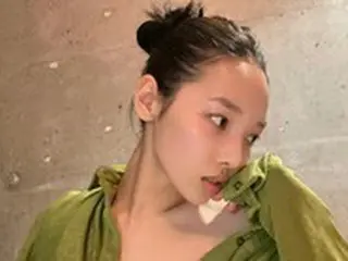 「KARD」チョン・ソミン、びっくり露出 …こんなに果敢な服を？