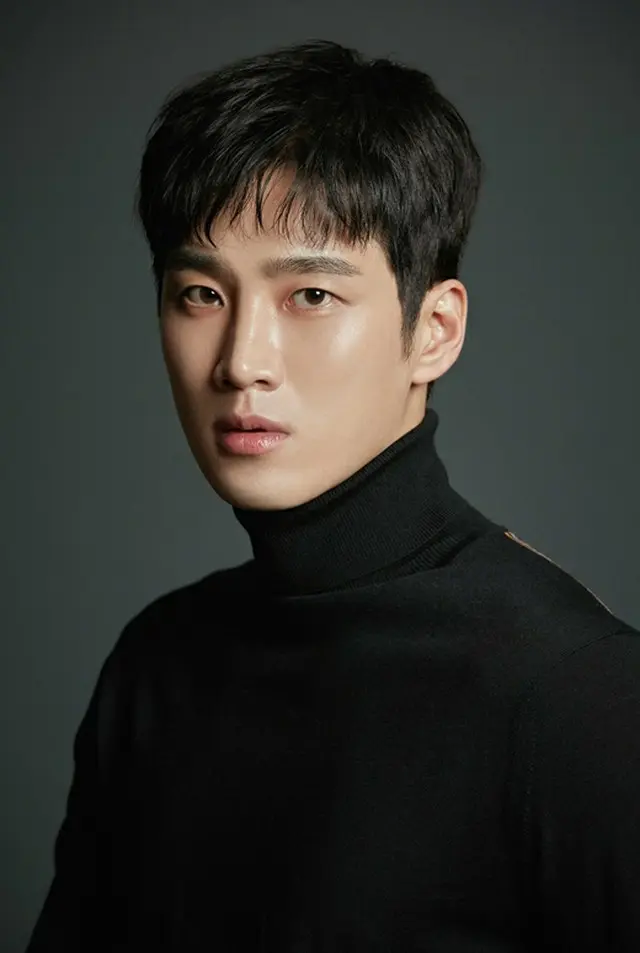 【公式】俳優アン・ボヒョン、FNエンターテインメントと再契約（画像提供:wowkorea）