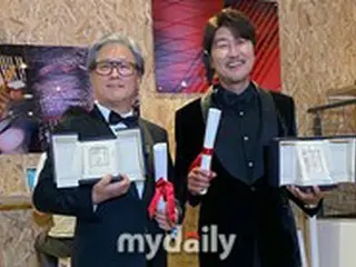 「なかなか満足してくれない韓国の観客のおかげ」パク・チャヌクとソン・ガンホ、カンヌで賞に輝いた秘訣