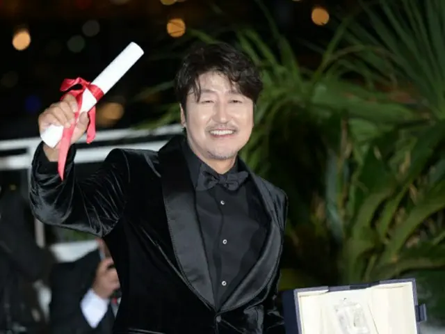 主演男優賞ソン・ガンホ、「賞をもらうために演じていない、受賞は通過点」（画像提供:wowkorea）