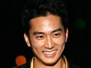 ソン・スンホン“演技”控え一足先に“声”で復帰！