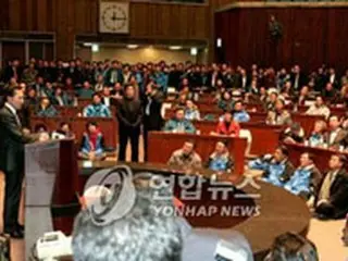李明博氏、BBK疑惑関連の特別検事を受け入れ
