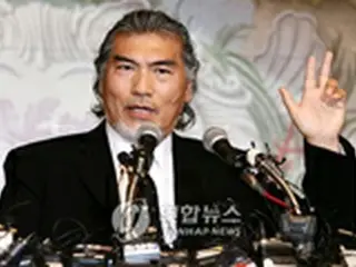 ナフナ　自身めぐるデマ受け記者会見