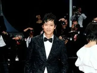 俳優カン・ドンウォン、ルイ・ヴィトンの新アンバサダーに抜てき