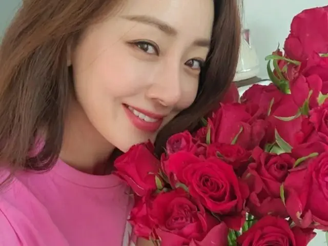 女優オ・ナラ、徹夜明けでも美貌に「変化なし」（画像提供:wowkorea）