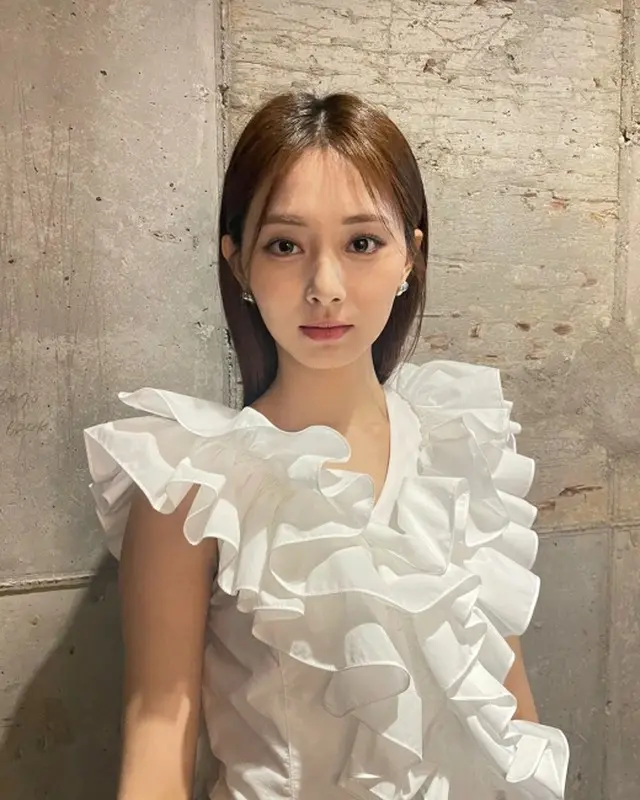 「TWICE」ツウィ、世界で一番美しい顔に選ばれるほど…「心臓がキュンとなる美貌」（画像提供:wowkorea）