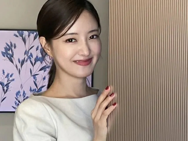 女優イ・セヨン、ハッピーオーラあふれる笑顔に胸キュン…美人度アップ（画像提供:wowkorea）