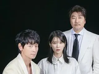 「ベイビー・ブローカー」IU（アイユー）、ソン・ガンホ＆カン・ドンウォンの横で輝く「俳優のオーラ」＝CINE21