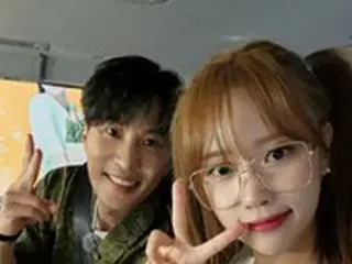 イ・ミジュ（元LOVELYZ）、俳優キム・ジソクとのツーショットを公開「自信のある1人とそうじゃない1人」