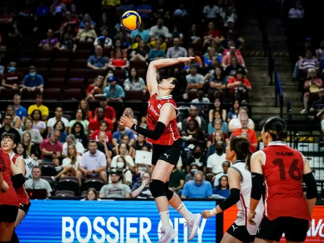女子バレー韓国代表、元監督ラバリー二氏率いるポーランドに完敗＝FIVBバレーボール・ネーションズリーグ（画像提供:wowkorea）