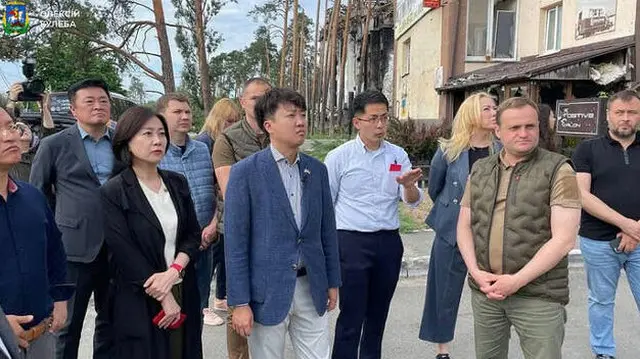 韓国与党の李俊錫代表がウクライナ訪問…性接待疑惑から「逃避」するためとの指摘も（画像提供:wowkorea）