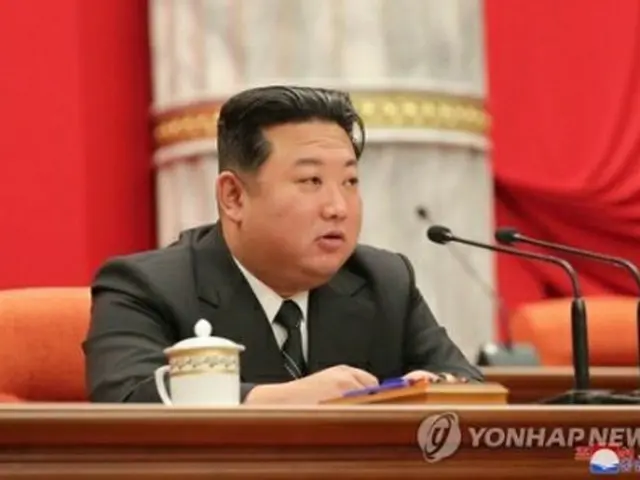 朝鮮労働党中央委員会第8期第5回総会拡大会議が8~10日に開催された。会議は金正恩氏が主宰した=(朝鮮中央通信=聯合ニュース)≪転載・転用禁止≫