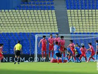 サッカーU-23代表、“宿敵”日本に0-3惨敗…準々決勝敗退