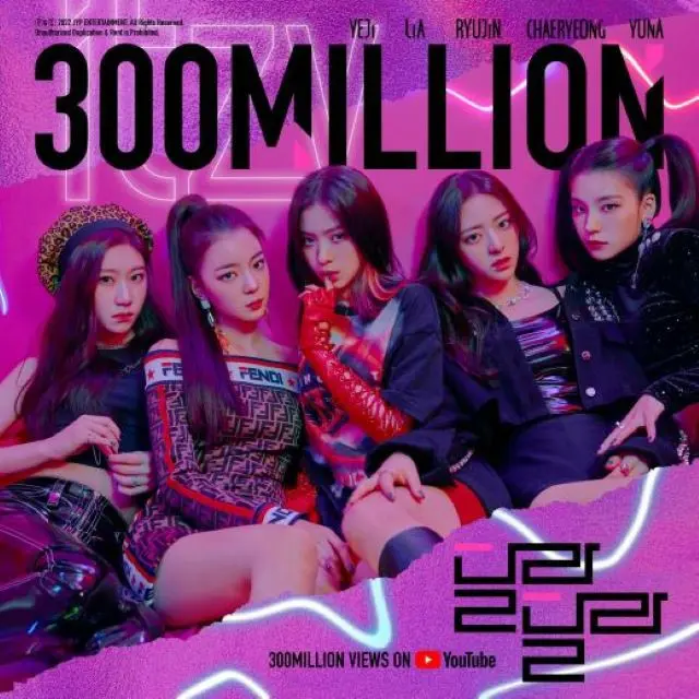 【公式】“初のワールドツアーまでもうすぐ”「ITZY」、デビュー曲「DALLA DALLA」のMVが3億回突破（画像提供:wowkorea）