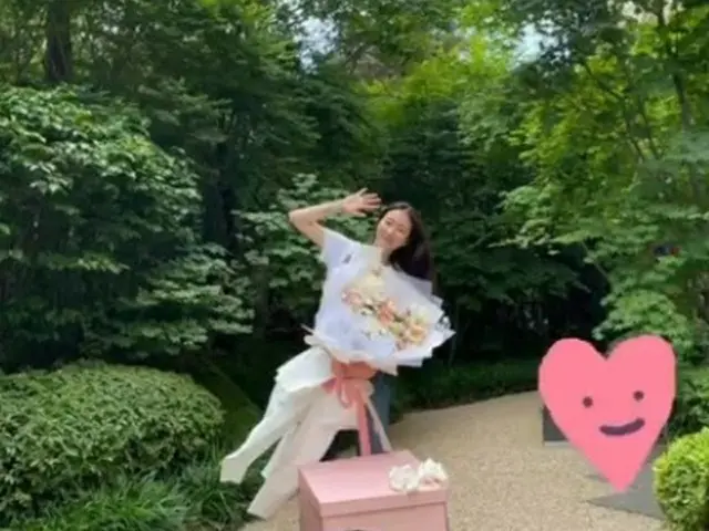 女優チェ・ジウ、誕生日迎え47歳になったママの近況…大きなプレゼントは誰から？（画像提供:wowkorea）
