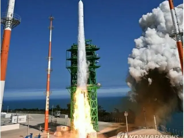 ２１日午後４時、南部の全羅南道・高興の羅老宇宙センターから打ち上げられるヌリ（写真共同取材団）＝（聯合ニュース）