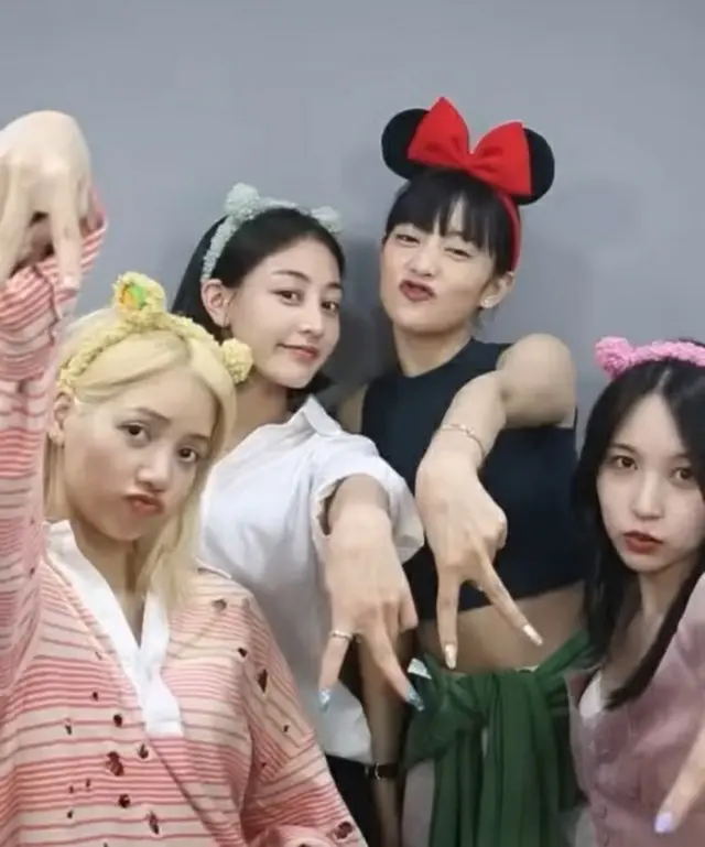 「(G)I-DLE」のメンバー、ミンニが特別な友情を見せつけた（画像提供:wowkorea）