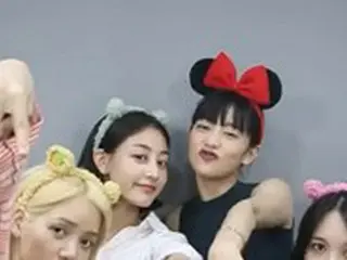 4人仲良かったの？…YG、JYP、CUBEアイドルが集まった「小さな幸せ」